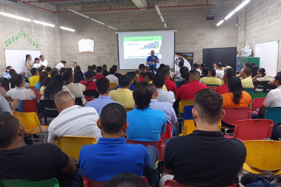 Networking entre profesionales de la seguridad y salud en el trabajo